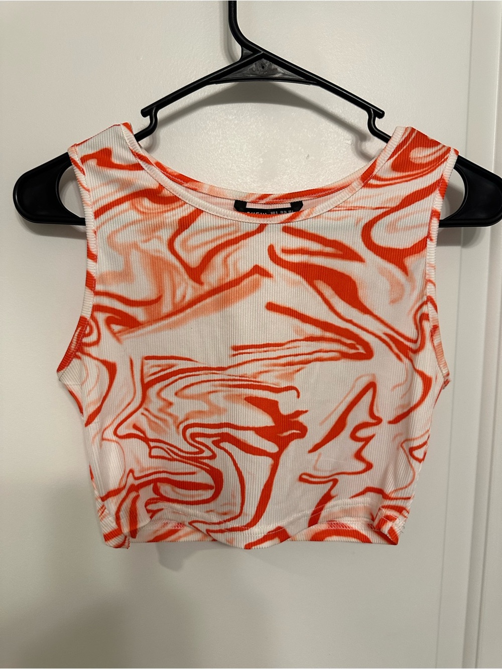 Swirl crop top